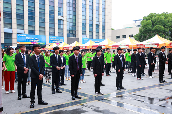 南京新華第十八屆校園人才交流會暨2019年創(chuàng)就業(yè)宣傳周啟動儀式正式啟幕！